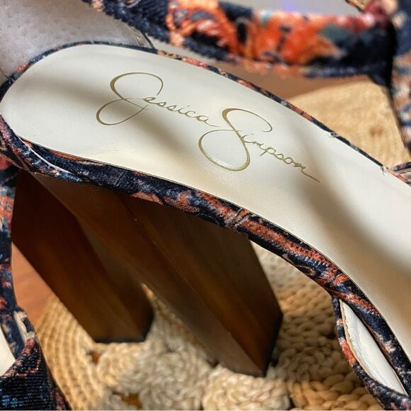 Jessica Simpson The Dany Paisley Print Platform Block Heel T-Strap Sandals 9 - Picture 13 of 16
